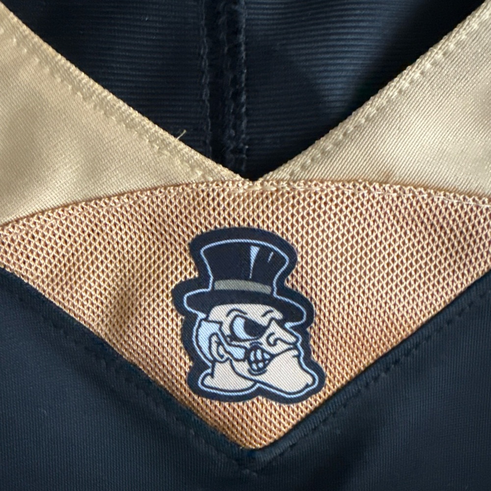 Black and Gold Sports Jersey - Picture 4 of 6